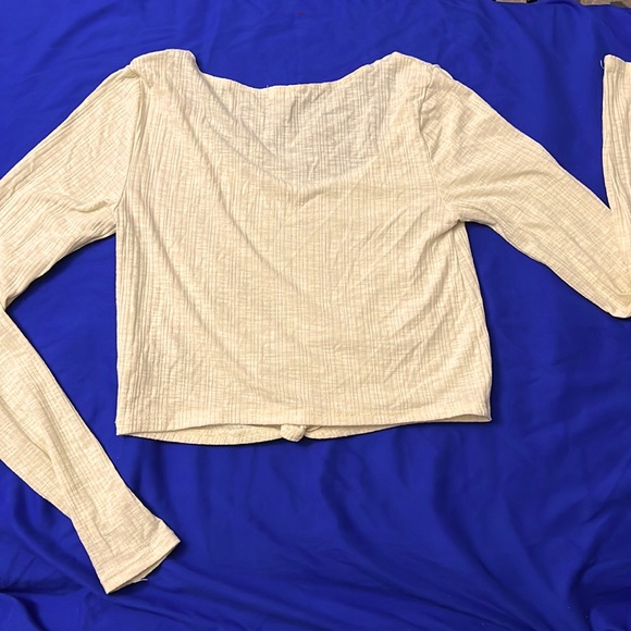 Yellow long sleeve crop top - Picture 3 of 3